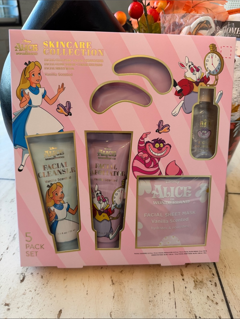 Disney Alice in Wonderland Women’s Skincare Set - 5 Pack Vanilla Sealed
